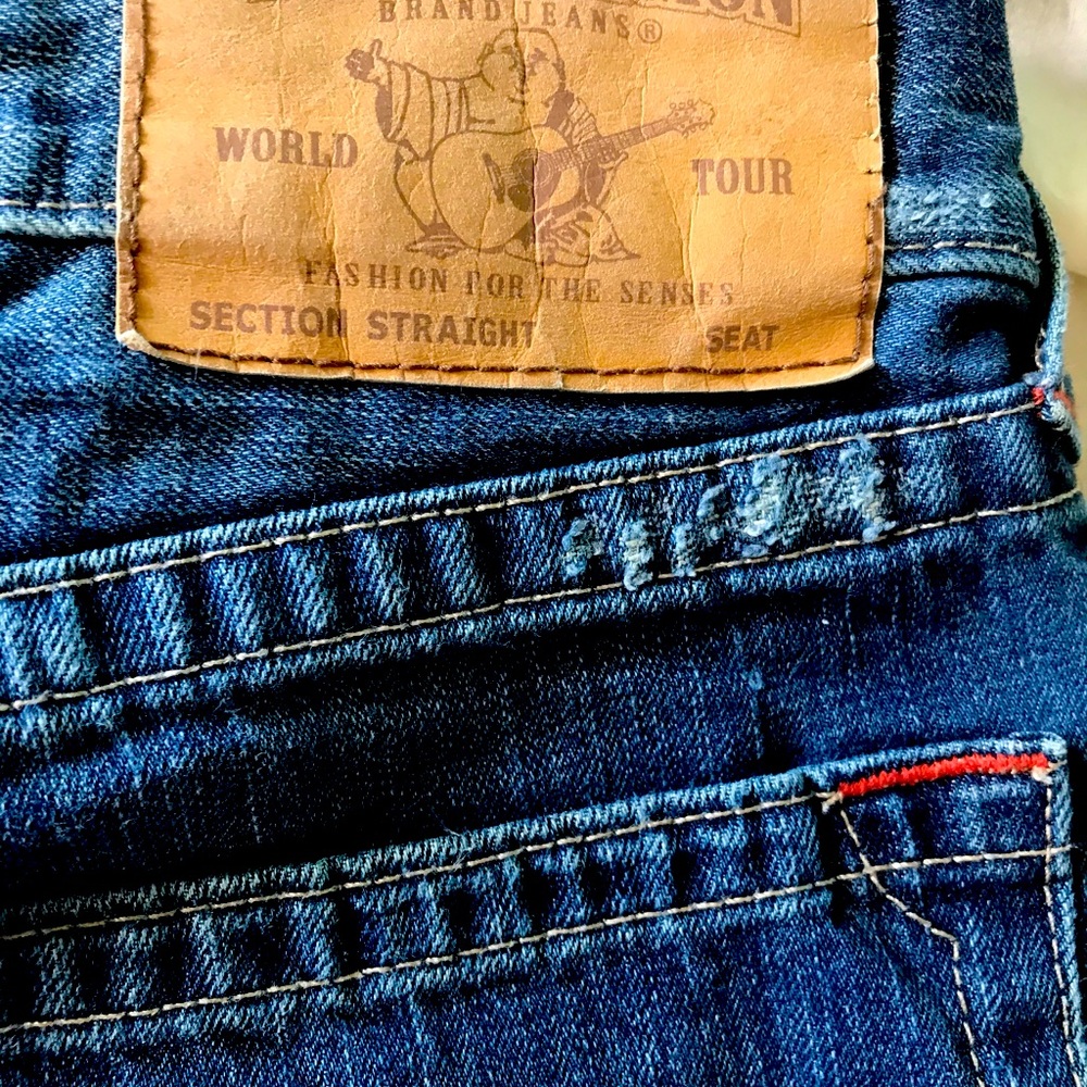 True Religion, men’s size 32 blue denim jeans
